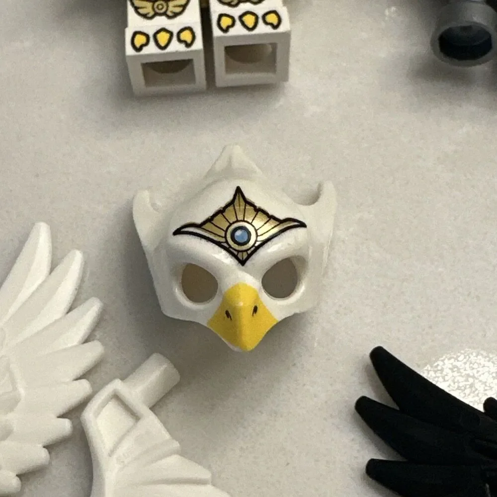 Lot Of 3 Lego Legend Of Chima Minifigures Eris Razcal Rizzo and more